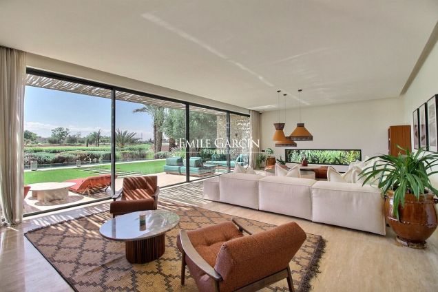 À vendre Villa d'exception en front de golf à Marrakech - Emile Garcin Maroc - Image 2