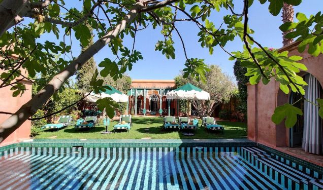 Villa à vendre dans un domaine à 25 minutes du centre de Marrakech - Emile Garcin Maroc - Image 1