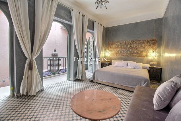À vendre Riad de charme dans le quartier Barroudine à Marrakech - Emile Garcin Maroc - Image 5