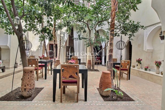 À vendre maison d'hôtes dans le quartier de la Kasbah à Marrakech - Emile Garcin Maroc - Image 3