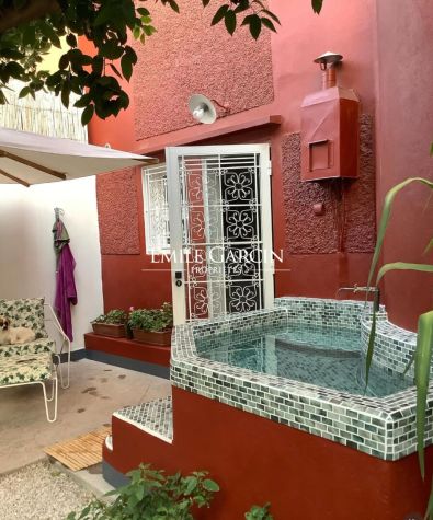 À vendre rare maison de ville à deux pas du Jardin Majorelle à Marrakech - Emile Garcin Maroc - Image 9