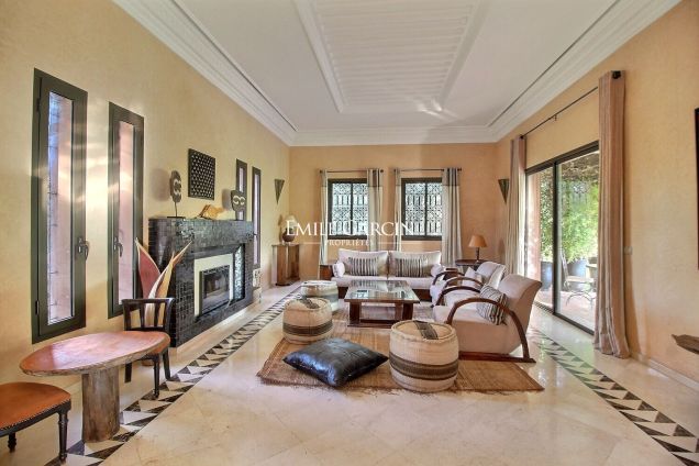 À vendre maison sur la route de Sidi Abdallah Ghiyat à Marrakech - Emile Garcin Maroc - Image 2