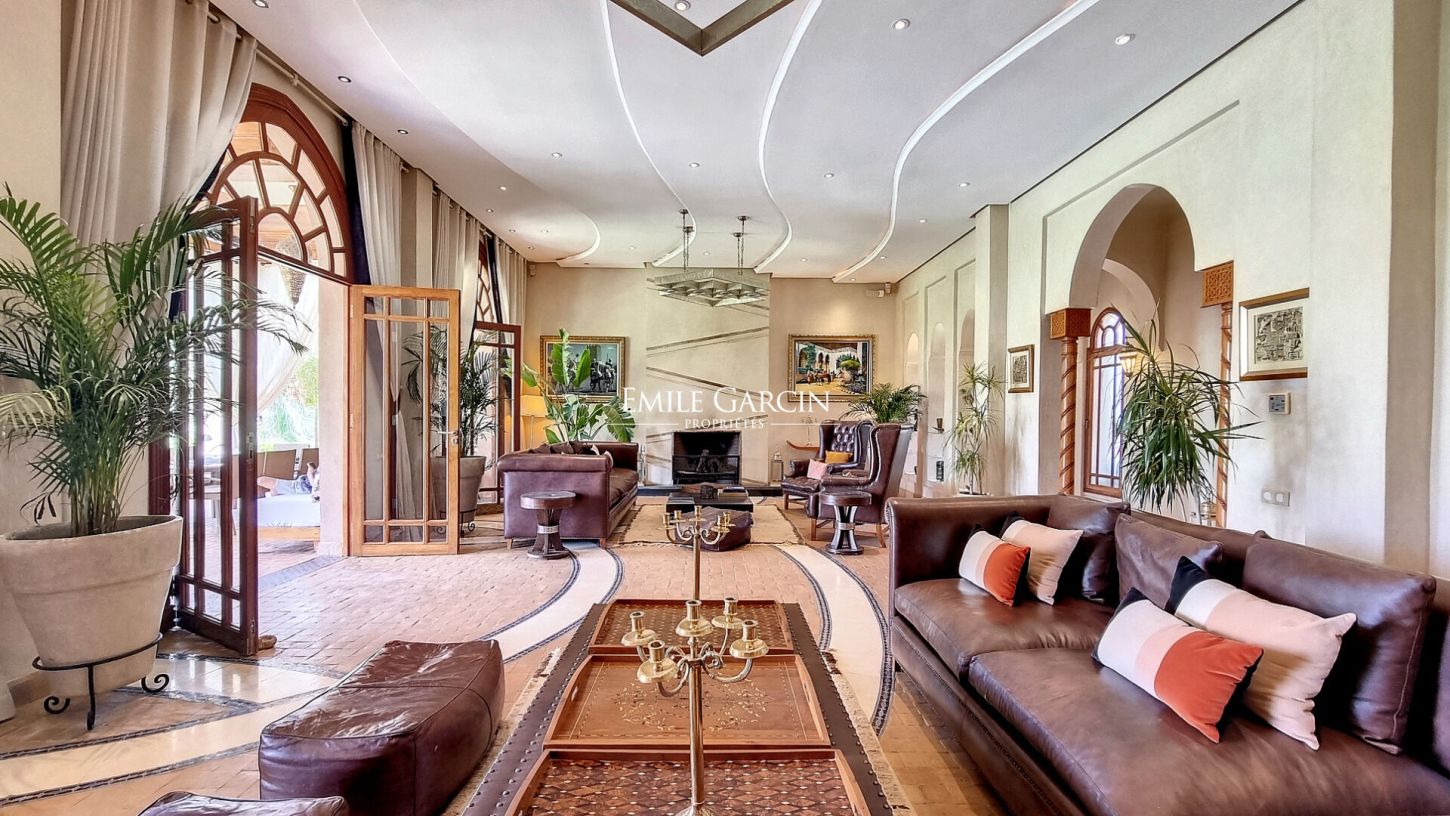 À vendre villa située dans un joli domaine  à 30 minutes du centre de Marrakech - Emile Garcin Maroc - Image 4