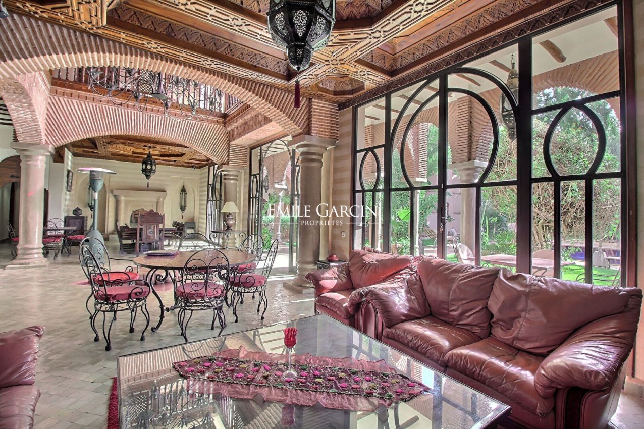 House for sale a few minutes from the centre of Marrakech - Emile Garcin Maroc - Image 3