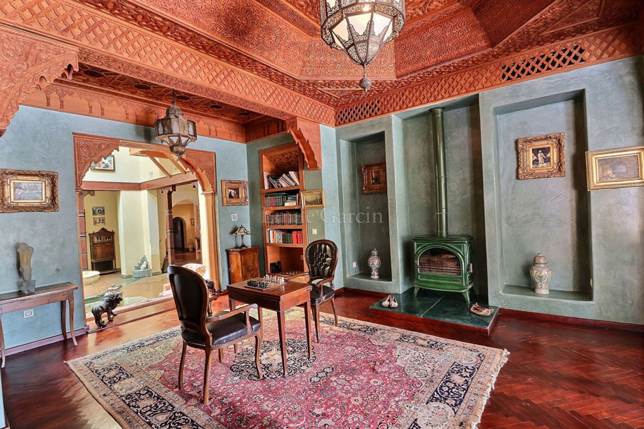Demeure de 3600 m² à vendre dans la Palmeraie de Marrakech - Emile Garcin Maroc - Image 2