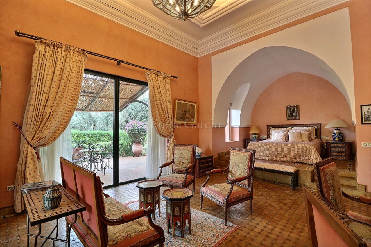 Demeure de 3600 m² à vendre dans la Palmeraie de Marrakech - Emile Garcin Maroc - Image 5