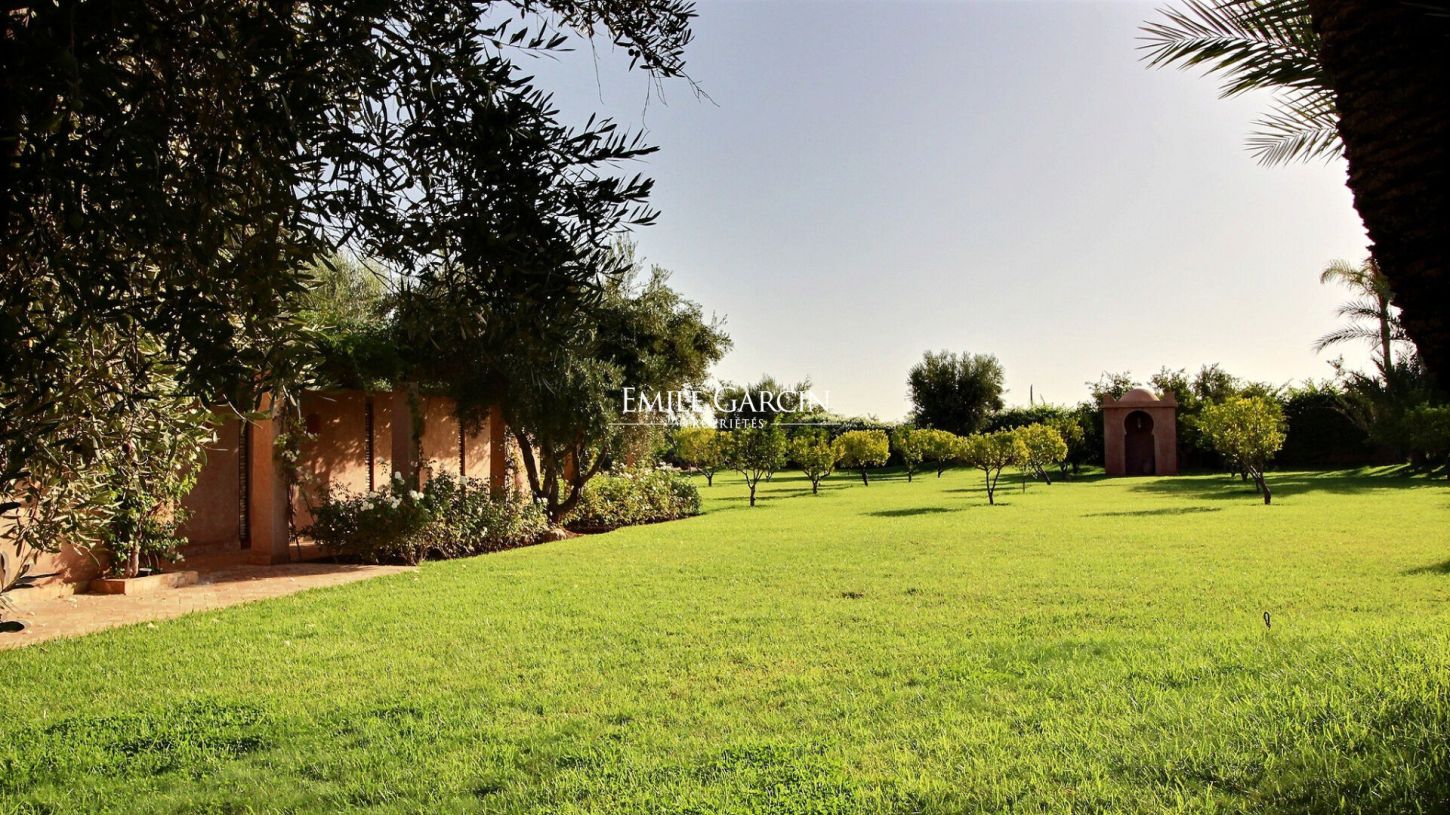 Superbe maison à vendre dans un domaine privé à Marrakech - Emile Garcin Maroc - Image 11