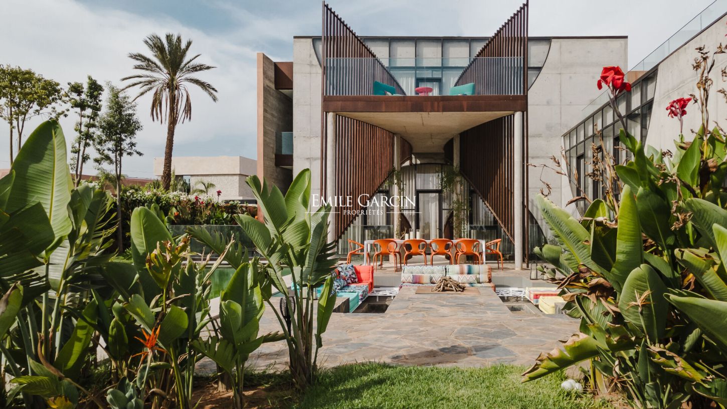 Maison d'architecte à vendre en front de Golf à Amelkis Marrakech - Emile Garcin Maroc - Image 13