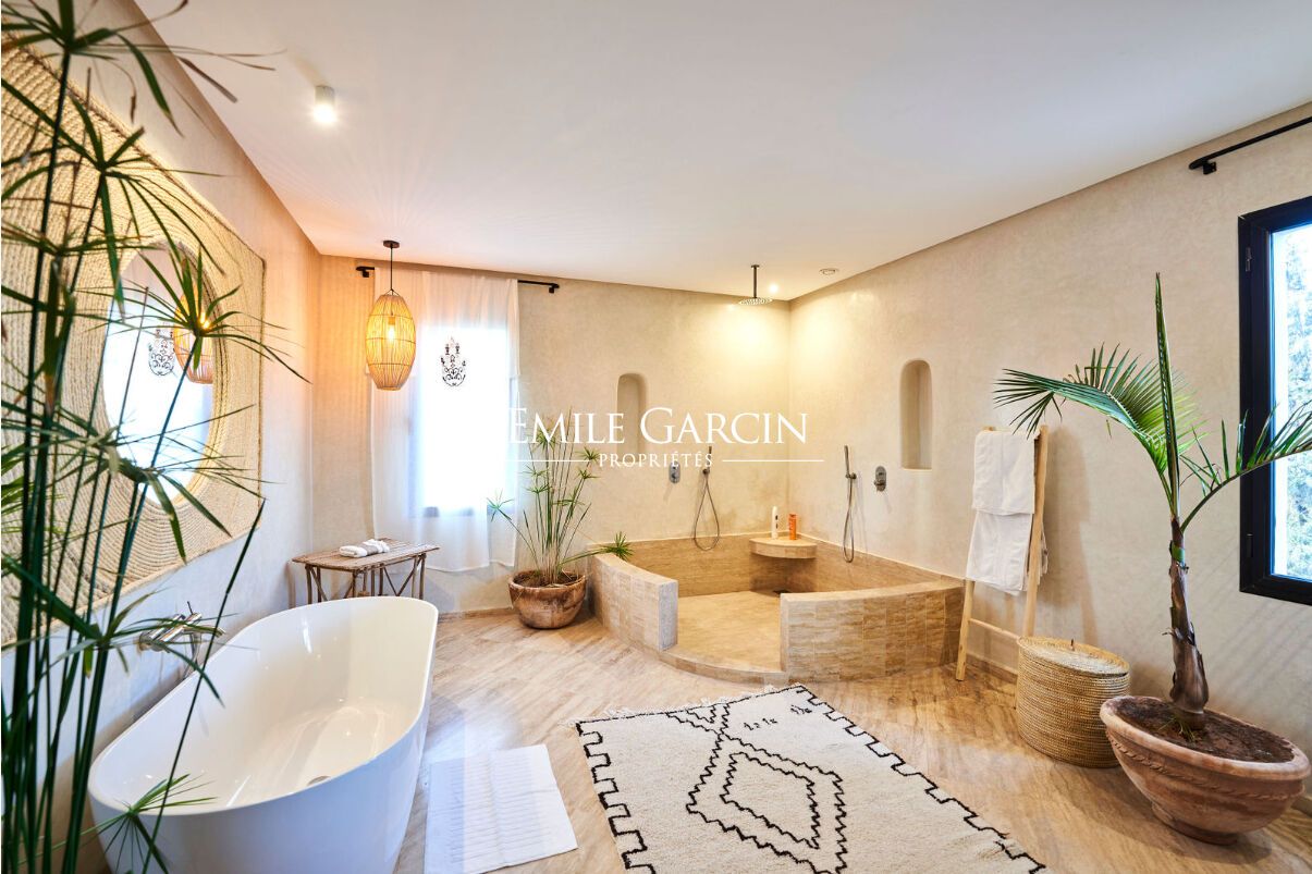 À louer villa chic et charme à 15 minutes de Marrakech - Emile Garcin Maroc - Image 11