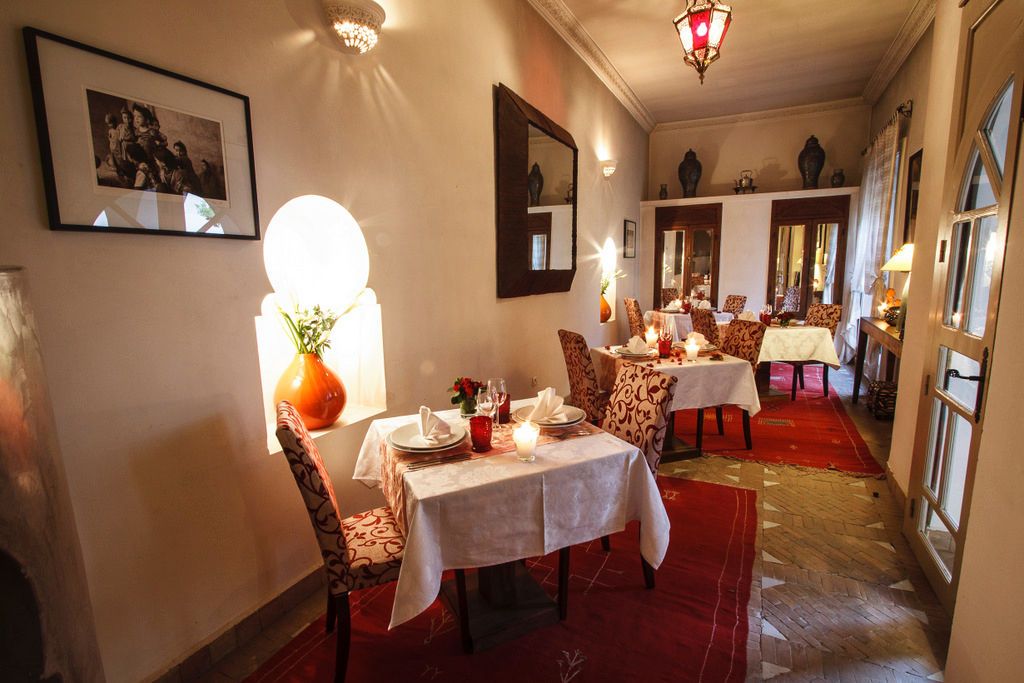 À louer Riad de 8 chambres idéalement situé dans la medina de Marrakech - Emile Garcin Maroc - Image 10