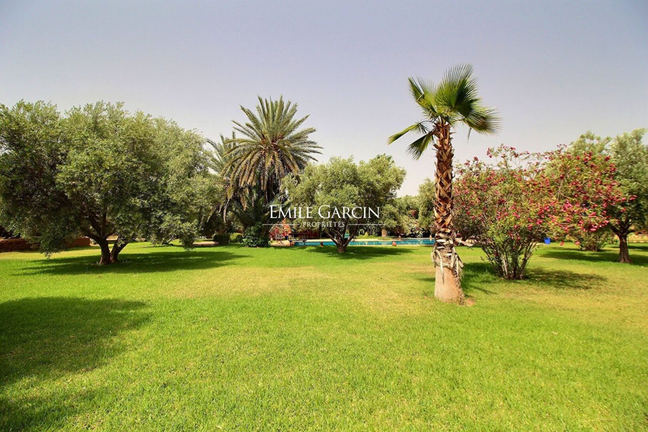 À vendre très jolie villa sur la route d'Amizmiz à Marrakech - Emile Garcin Maroc - Image 9