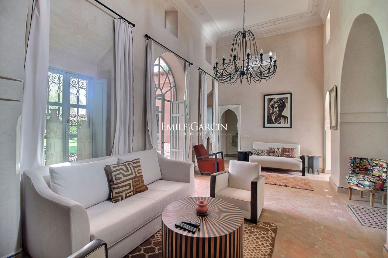 À vendre villa de plain- pied sur la route de Ouarzazate à Marrakech - Emile Garcin Maroc - Image 2