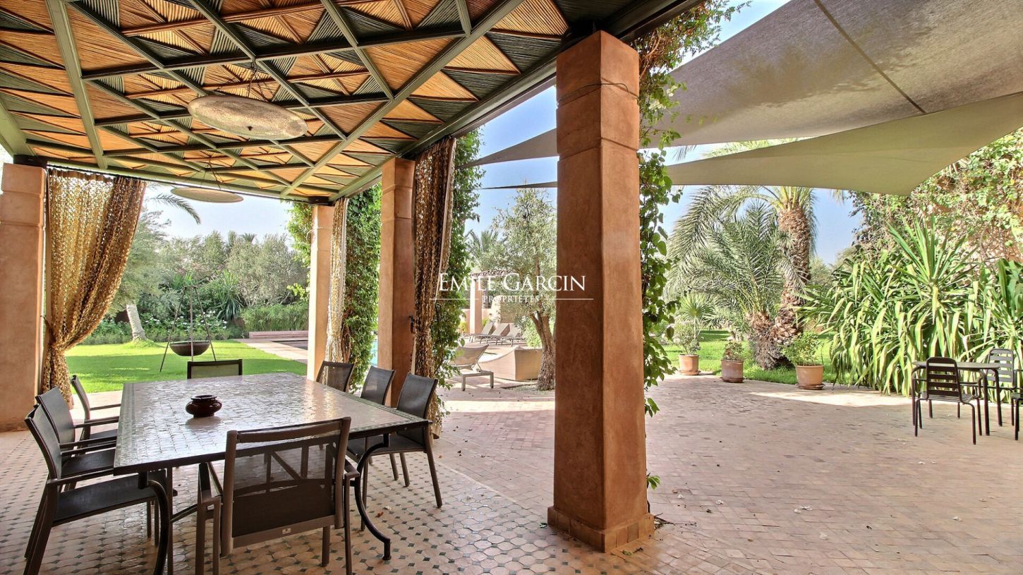 Superbe maison à vendre dans un domaine privé à Marrakech - Emile Garcin Maroc - Image 9