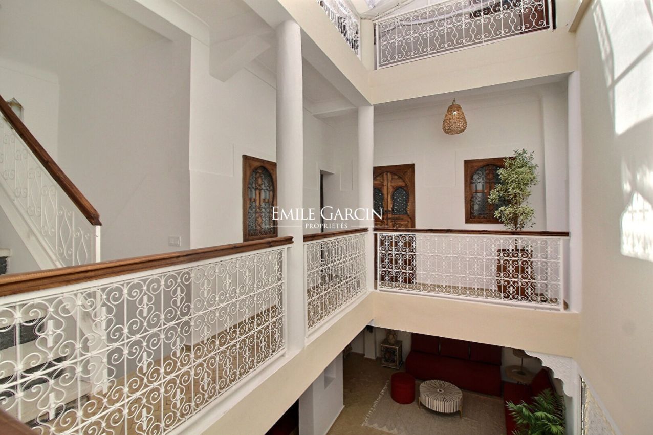 À vendre Riad neuf situé en plein coeur de la médina de Marrakech - Emile Garcin Maroc - Image 8