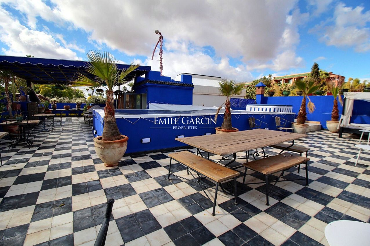 À vendre Riad d'exception idéalement situé dans le quartier de Sidi Mimoune à Marrakech - Emile Garcin Maroc - Image 13