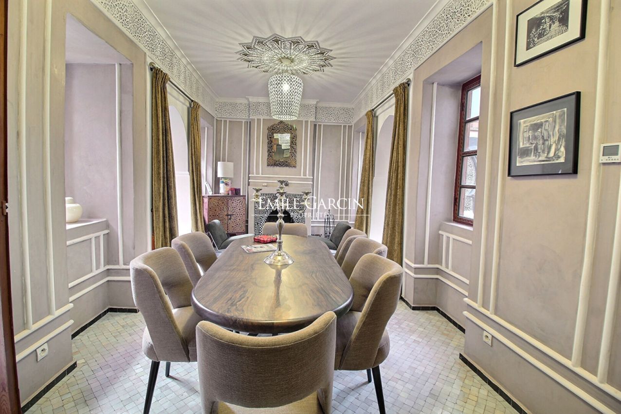 À vendre Riad d'exception au quartier Dar El Bacha à Marrakech - Emile Garcin Maroc - Image 5