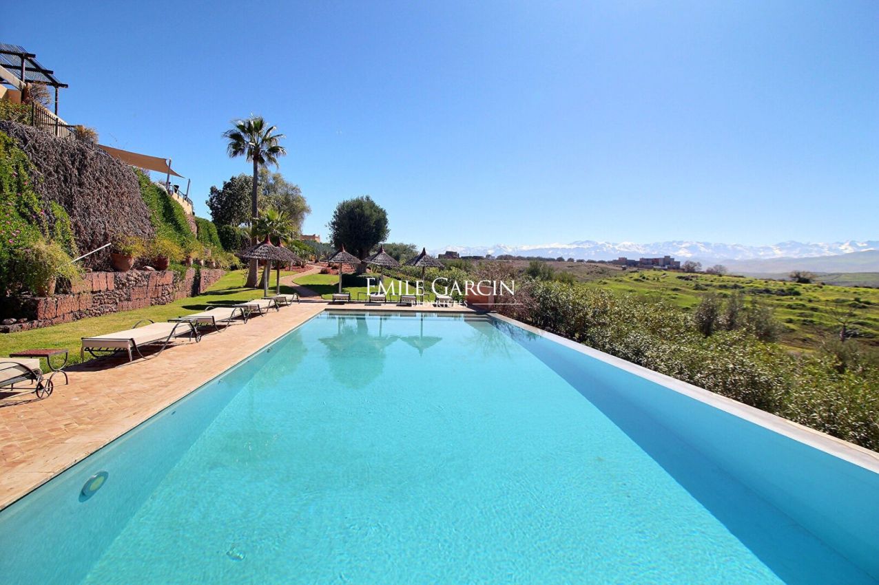 À vendre maison au pied des montagnes de l'Atlas à Marrakech - Emile Garcin Maroc - Image 8