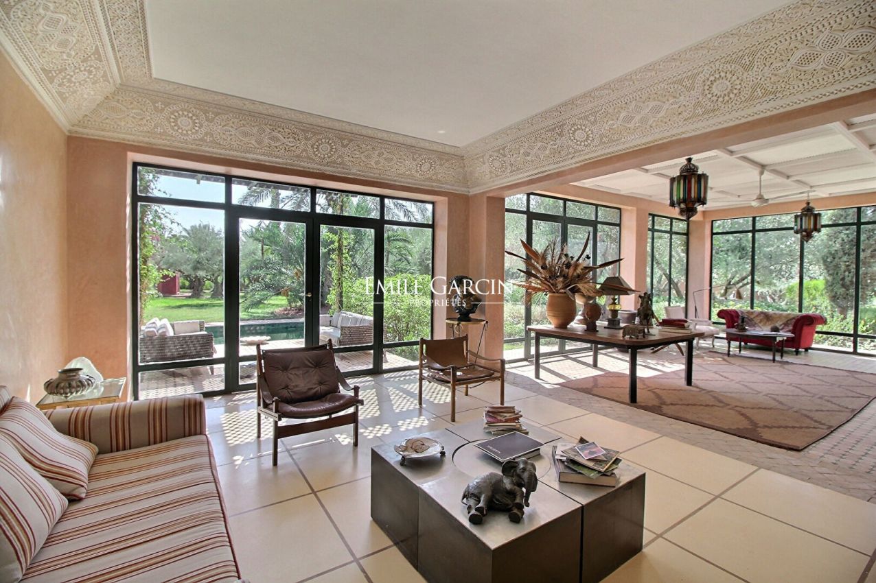 À vendre villa dans le triangle d'or de la palmeraie à Marrakech - Emile Garcin Maroc - Image 4