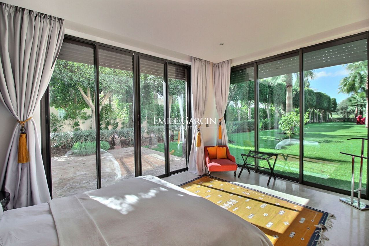 À vendre villa dans un domaine golfique à Marrakech - Emile Garcin Maroc - Image 8