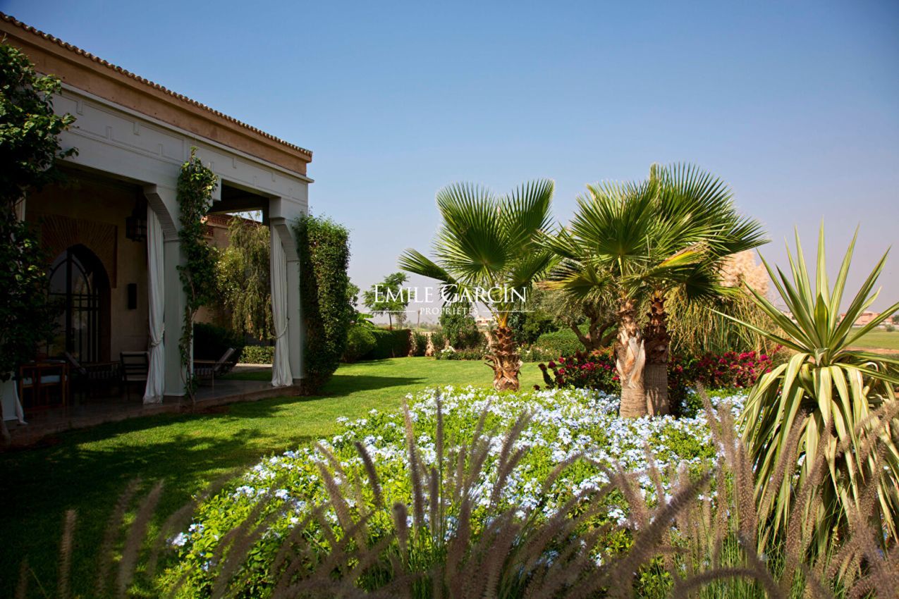 À vendre superbe propriété en front de golf à Marrakech - Emile Garcin Maroc - Image 11