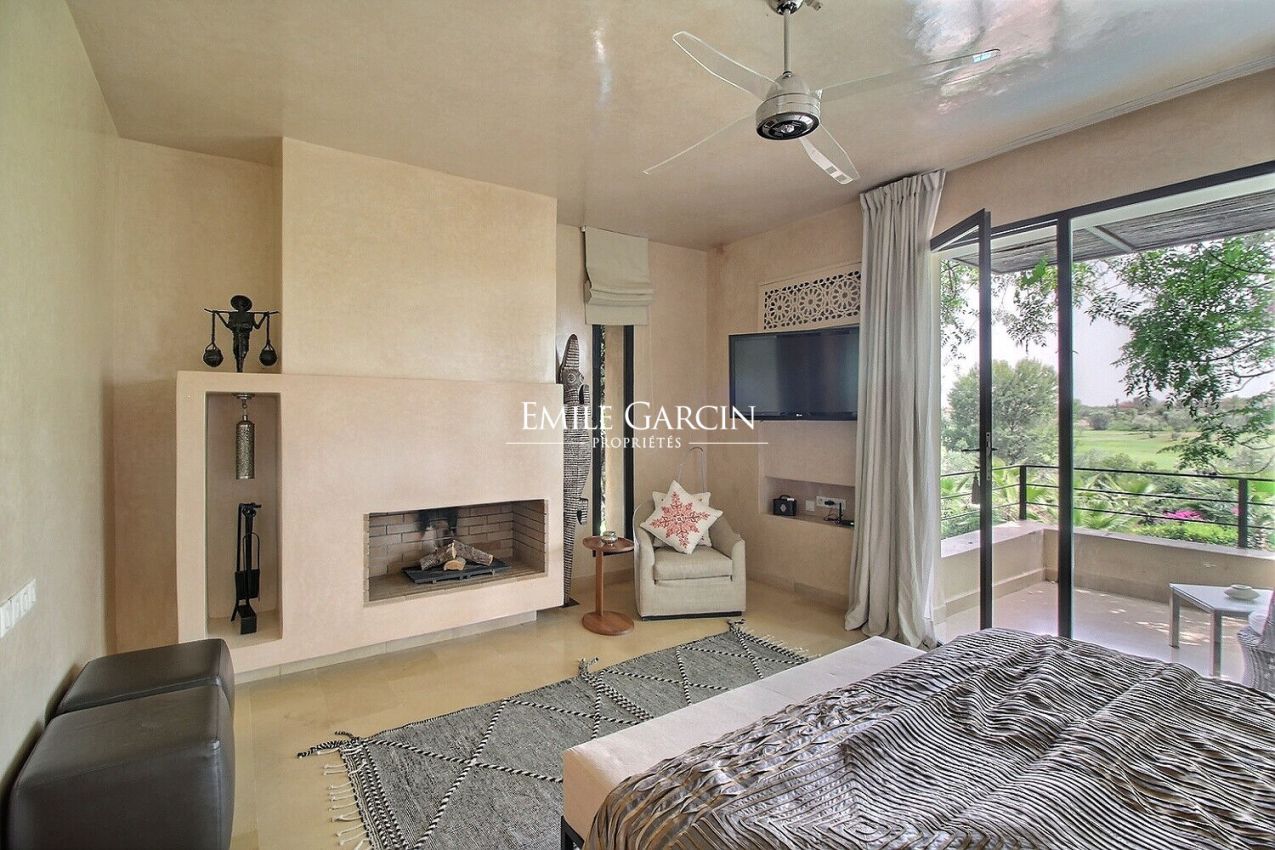 Rare, villa à vendre en front de golf à Marrakech - Emile Garcin Maroc - Image 6