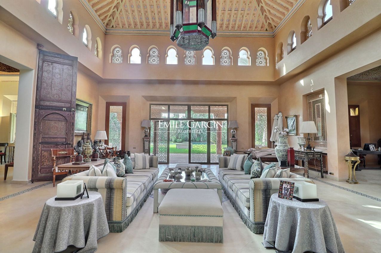 Unique, villa au coeur du triangle d'or de la Palmeraie à Marrakech - Emile Garcin Maroc - Image 2