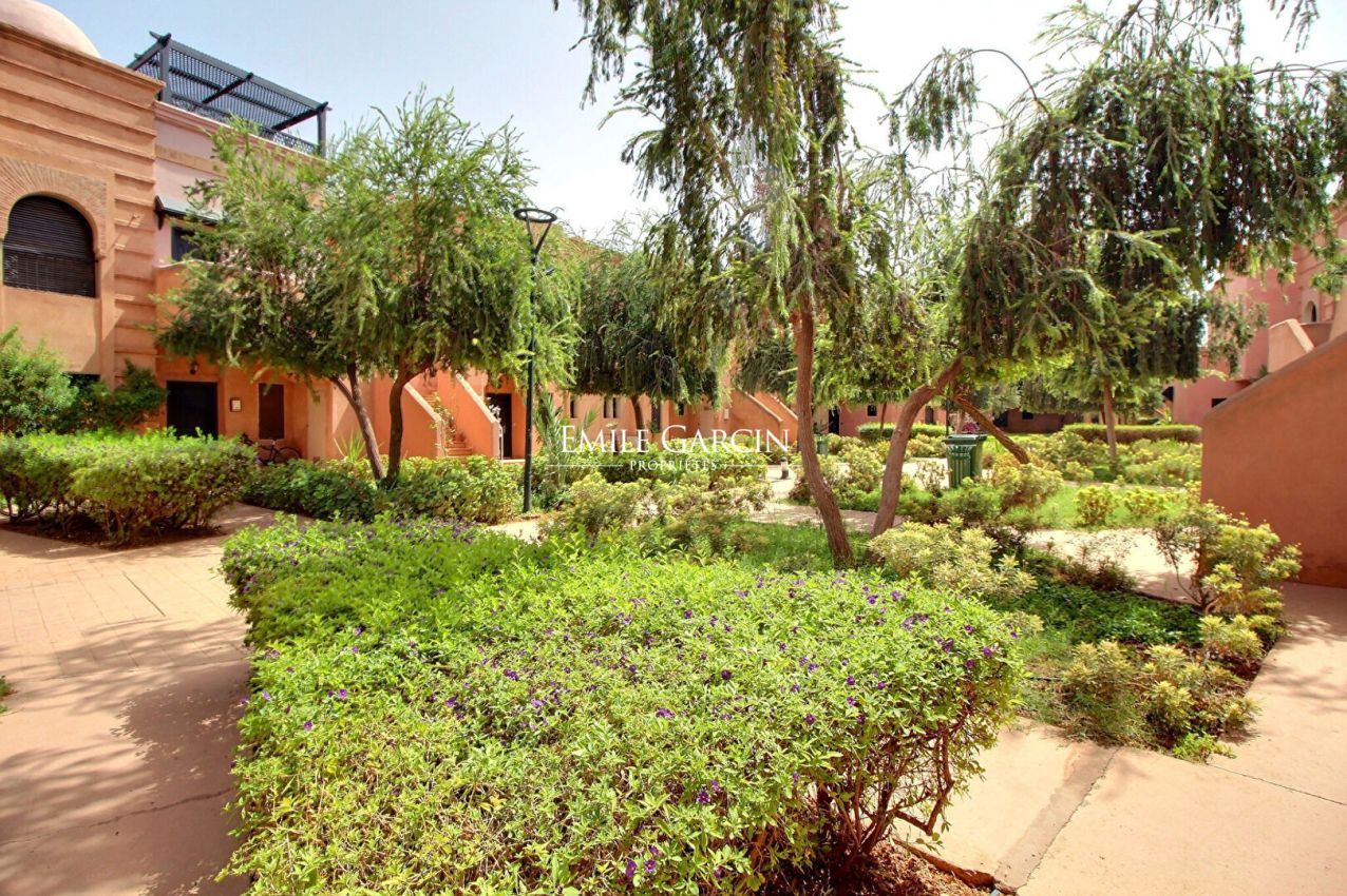 À vendre appartement sur la route de Ouarzazate à Marrakech - Emile Garcin Maroc - Image 1