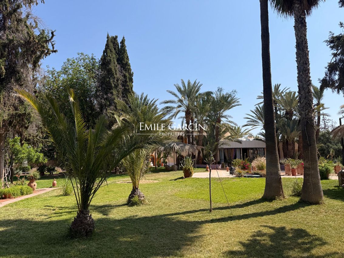 À vendre maison au coeur de la palmeraie à Marrakech - Emile Garcin Maroc - Image 1