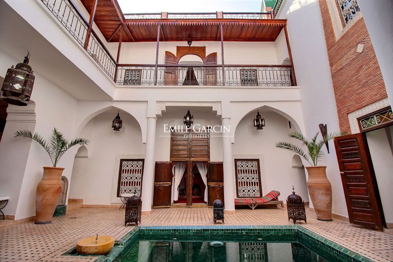 A vendre riad dans le quartier de Bab Doukkala à Marrakech - Emile Garcin Maroc - Image 1