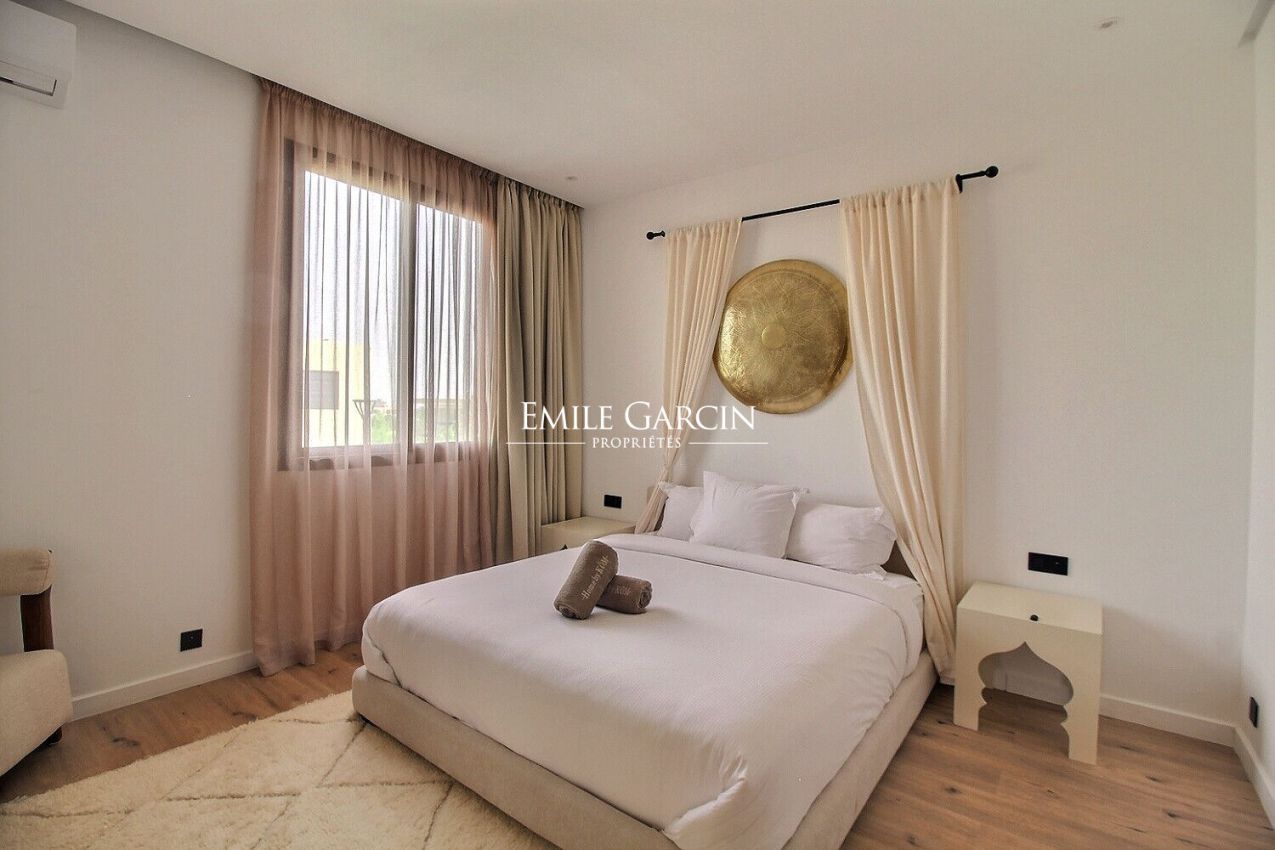 À vendre villa moderne dans un domaine privé sur la route de l'Ourika à Marrakech - Emile Garcin Maroc - Image 5
