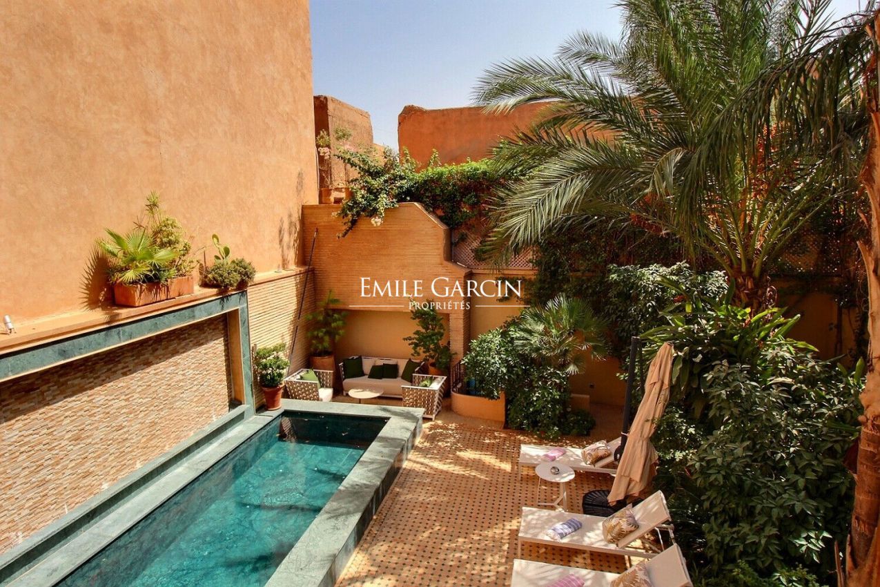 À vendre riad exceptionnel dans le quartier Mouassine à Marrakech - Emile Garcin Maroc - Image 1