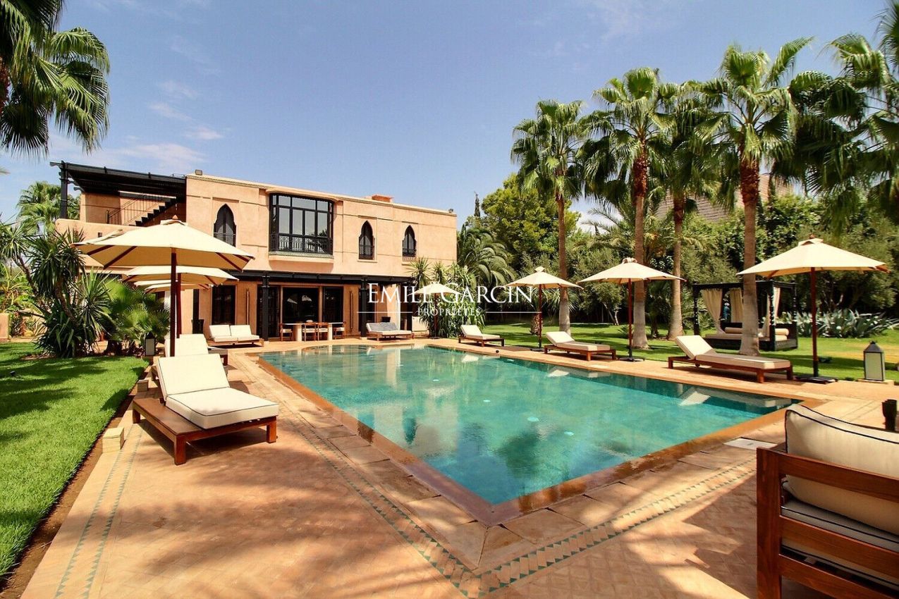 Villa à vendre dans un domaine privé à Marrakech - Emile Garcin Maroc - Image 1