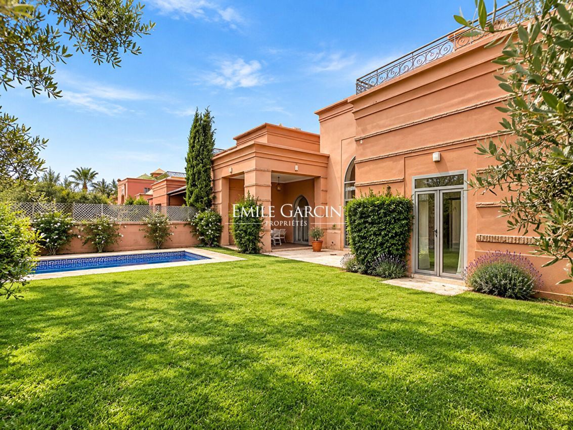 À vendre villa sur golf à Marrakech - Emile Garcin Maroc - Image 1