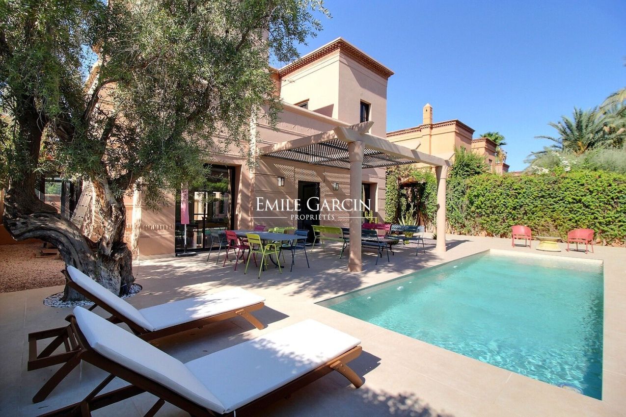 À vendre villa dans un domaine golfique à Marrakech - Emile Garcin Maroc - Image 1