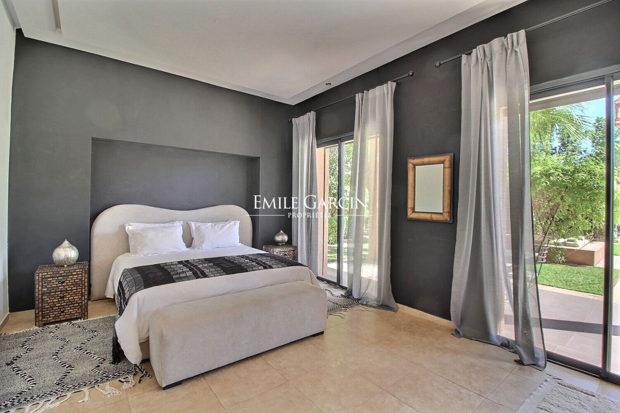 À vendre maison contemporaine à 2 minutes d'Amelkis à Marrakech - Emile Garcin Maroc - Image 6