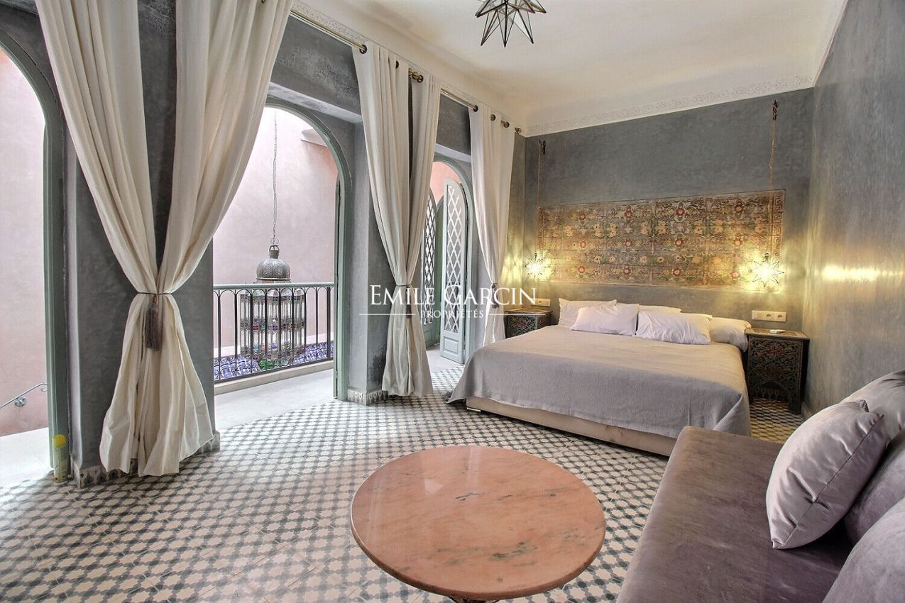 À vendre Riad de charme dans le quartier Barroudine à Marrakech - Emile Garcin Maroc - Image 5