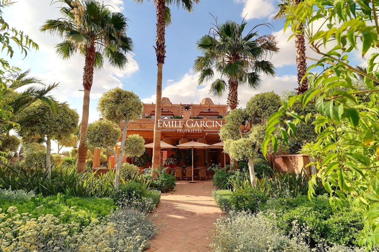 Propriété d'exception à louer à 25 minutes de Marrakech  - Emile Garcin Maroc - Image 1