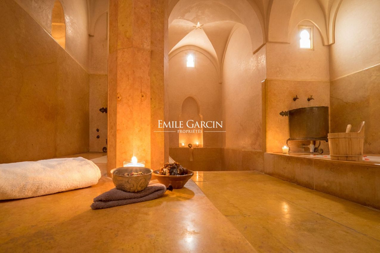 À vendre maison d'hôtes dans le quartier de la Kasbah à Marrakech - Emile Garcin Maroc - Image 11