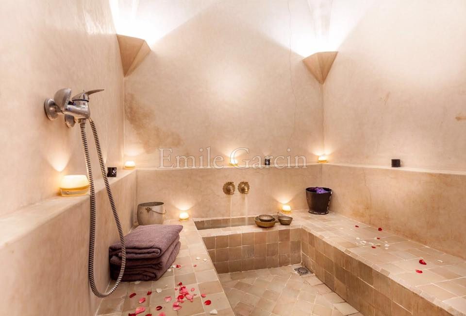 Riad à louer dans la médina de Marrakech - Emile Garcin Maroc - Image 8