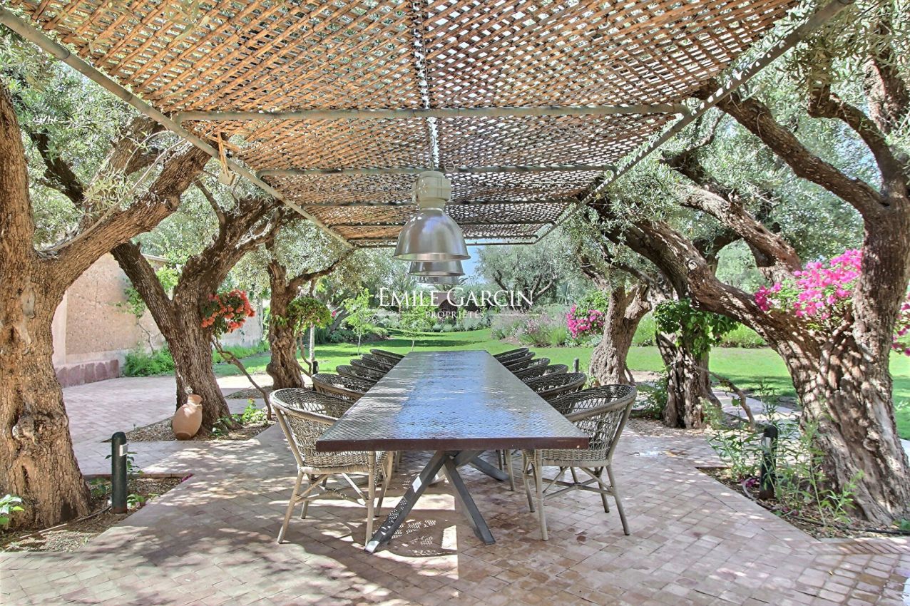 Superbe propriété à vendre à Marrakech - Emile Garcin Maroc - Image 1